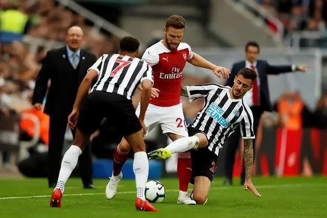 杜锋:在五棵松比赛很困难 希望所有球员都健康