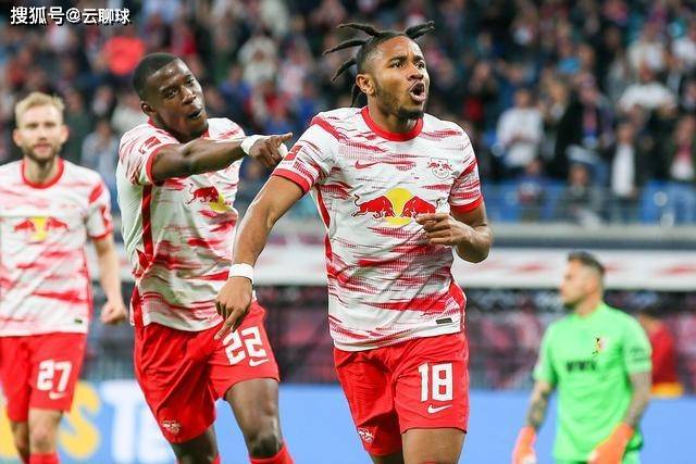 西超杯-莱万亚马尔破门 巴萨2-0进决赛会师皇马